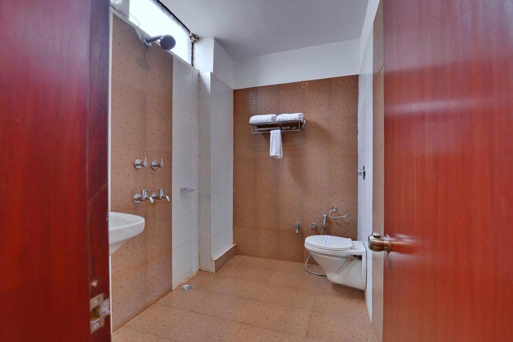 Hotel Silver Oak Bilāspur المظهر الخارجي الصورة