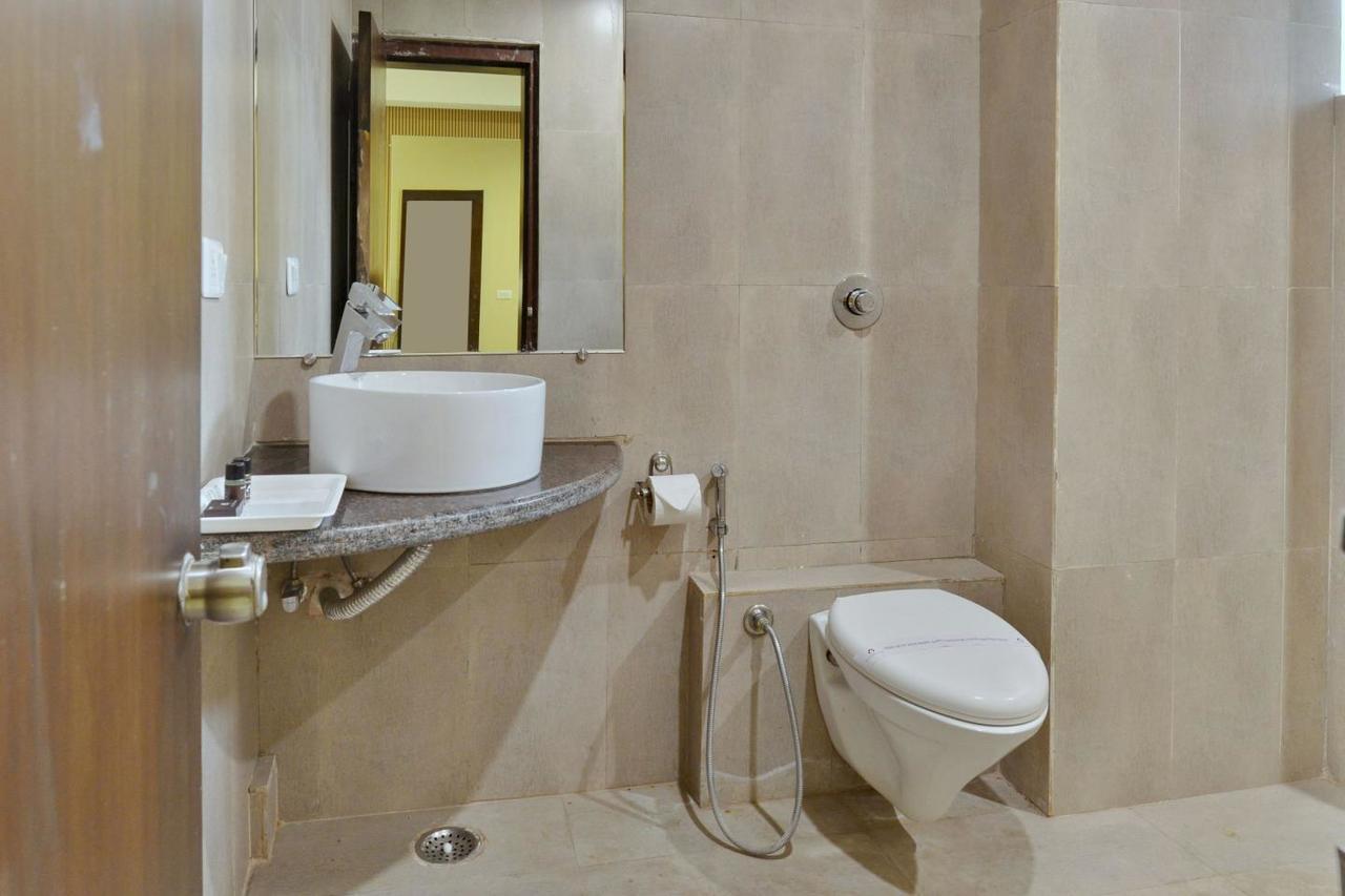 Hotel Silver Oak Bilāspur الغرفة الصورة